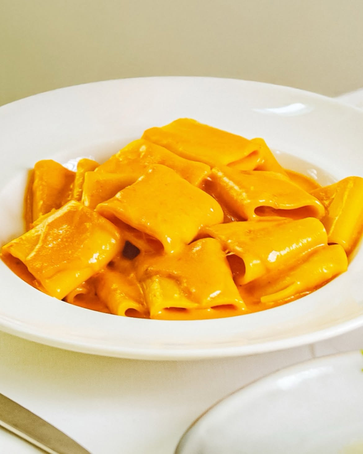 Paccheri-alla-Justin-Bieber-The-Fine-Dining-Pasta-Dish-Dubai-Cant-Stop-Talking-About-il-pastaio-dubai